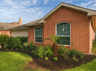 15615 Lost Maples Dr, Sugar Land, TX 77498