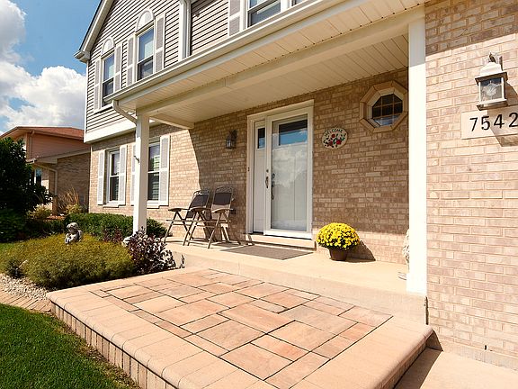 4th image of 7542 Prestwick Dr