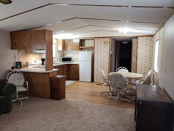 4th image of 7813 Parkside Cir