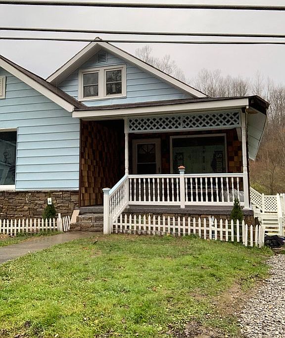 1st image of 230 12th St NE