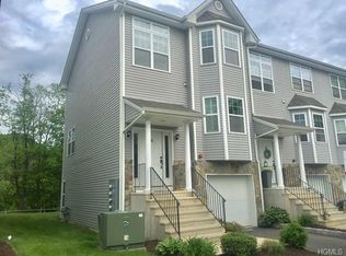 14 Doe Trl, Wappingers Falls, NY 12590