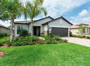 16926 Winthrop Pl, Bradenton, FL 34202