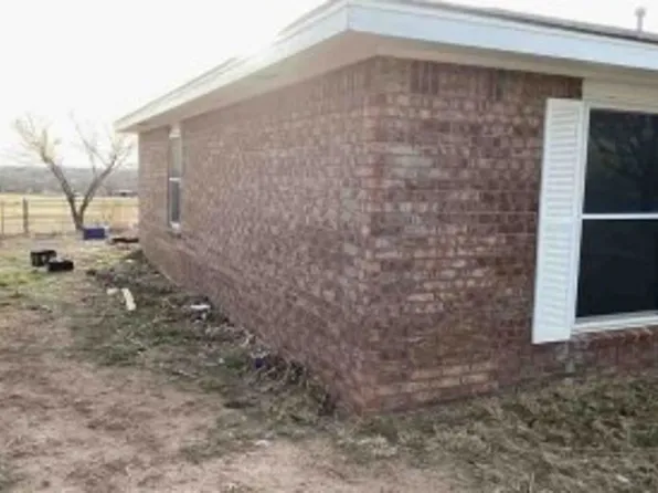 4814 Broadway Dr, Amarillo, TX 79108