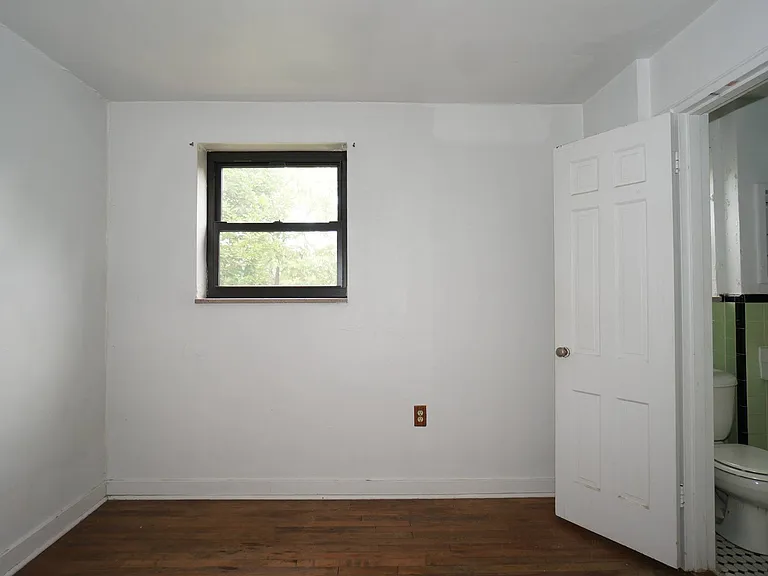 Bedroom Bedroom