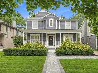2501 Dorchester Rd, Birmingham, MI 48009