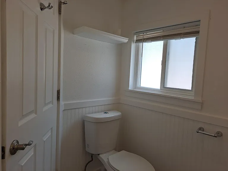 23 Dorchester Dr — Photo 13