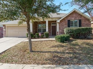 8237 Lauren Way, Watauga, TX 76148