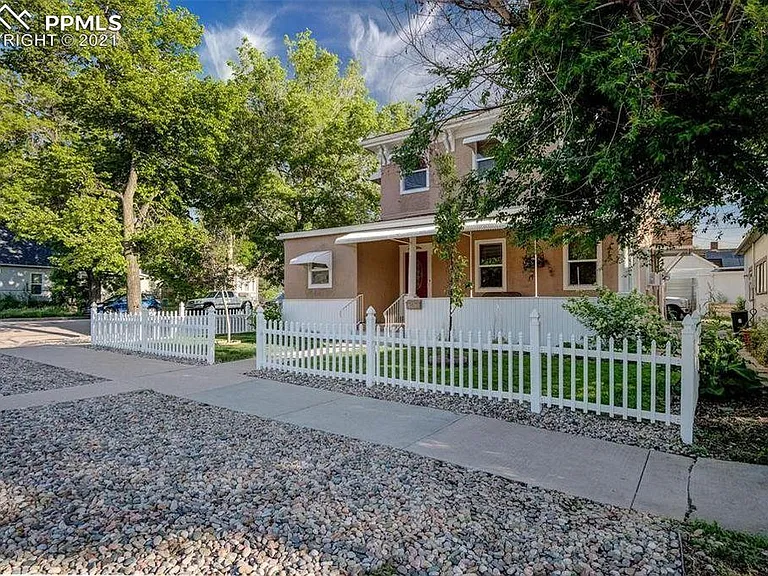 502 E Boulder St — Photo 3