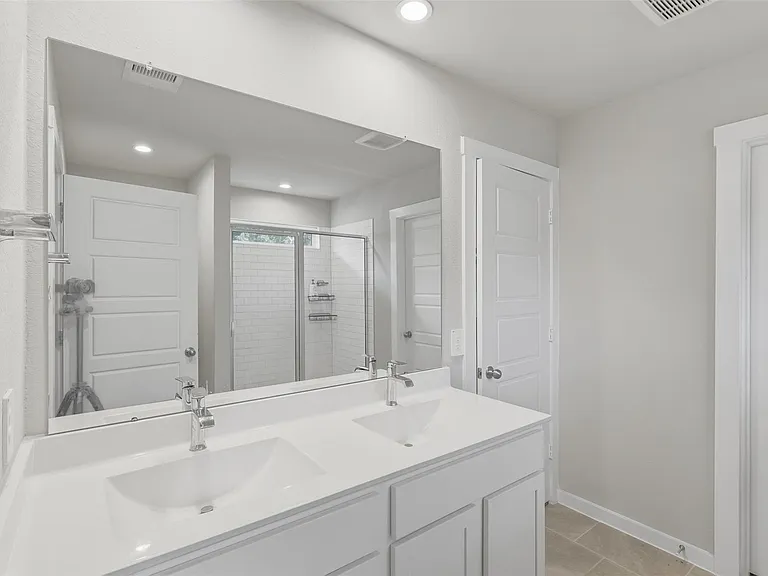 12914 Wempe Way — Photo 17
