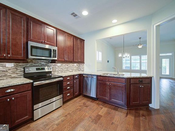 4th image of 3934 Sweet Magnolia Dr