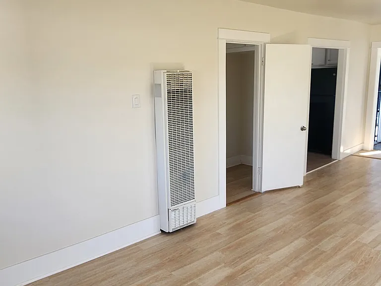 760 Temple Ave #C — Photo 24