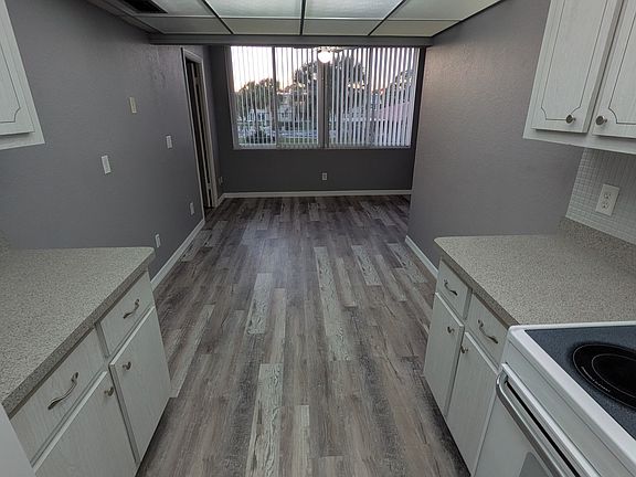 4th image of 4710 Bay St NE APT 216