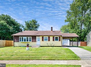 19 Carole Rd, Newark, DE 19713