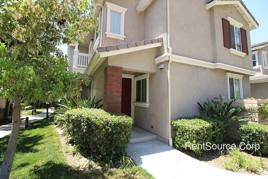 1st image of 24004 Mariposa Pl