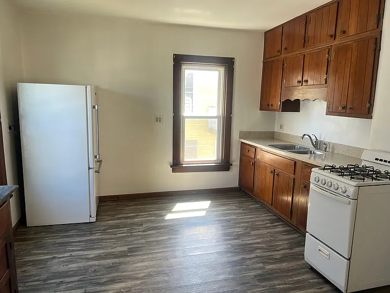 617 Parade St #617 — Photo 14