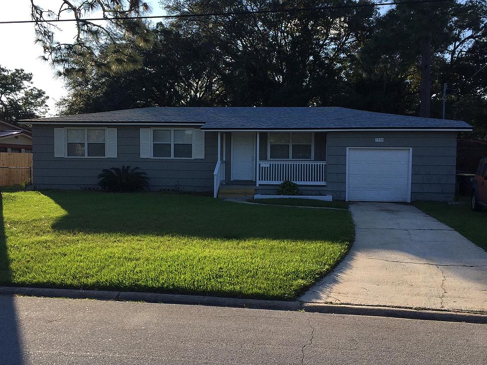1st image of 7374 Pineville Dr