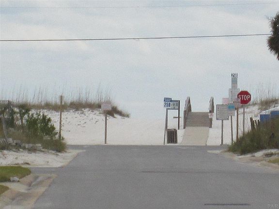 5th image of 1003 Via Deluna Dr