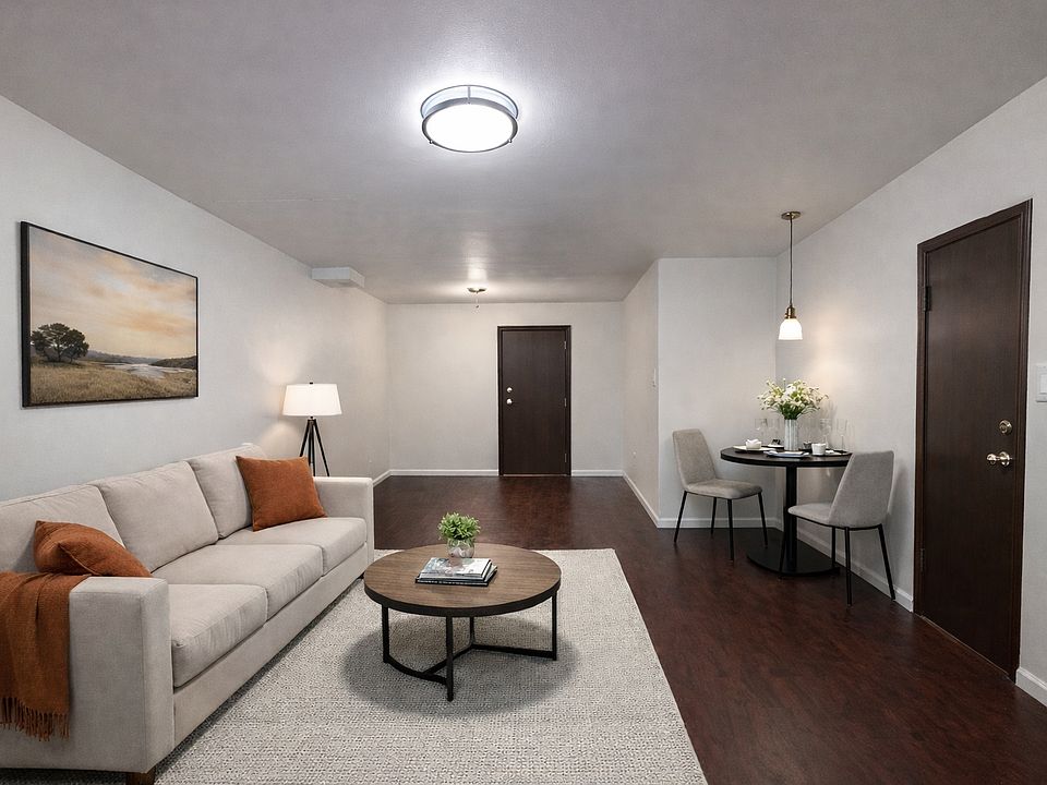 1st image of 2915 Astoria Blvd #2L
