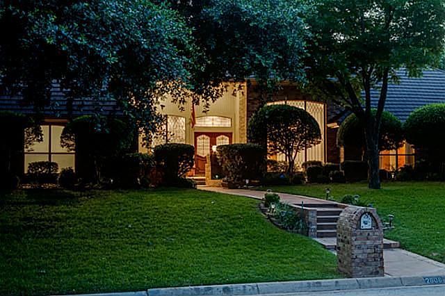 1st image of 2808 Marquis Cir W