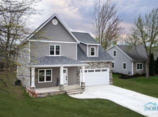 1098 Lost Lake Rd, Pt Clinton, OH 43452