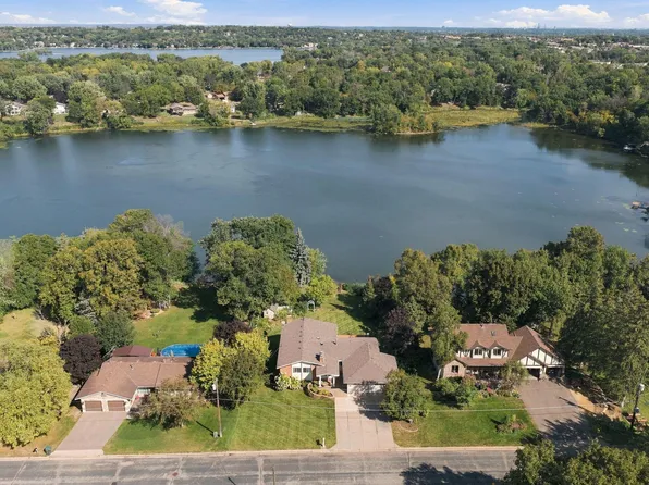 8792 154th St W, Prior Lake, MN 55372