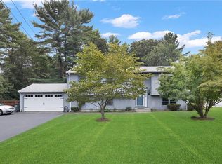 331 Harkney Hill Rd, Coventry, RI 02816