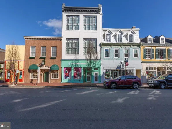 809 Caroline St, Fredericksburg, VA