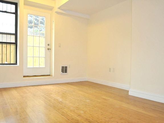2nd image of 223 15th St #Geffe