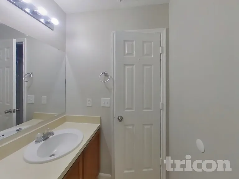 2744 Woodspring Forest Dr — Photo 13