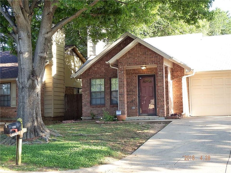 1st image of 4214 Meadow Park Dr