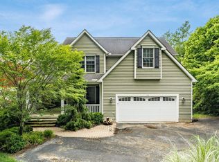 170 Rose Dr, Granville, OH 43023