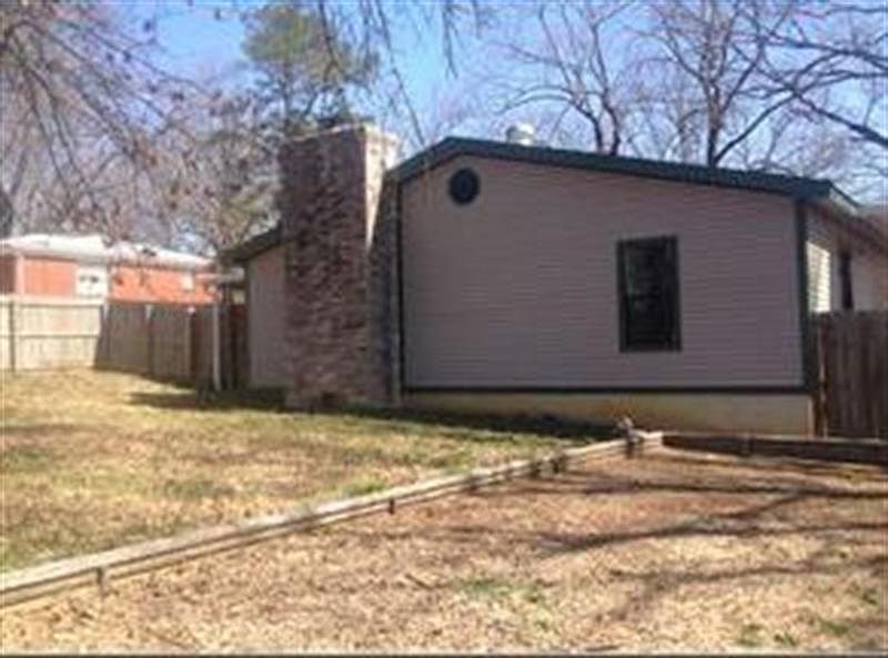 2nd image of 3500 Zion St