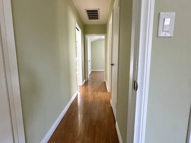 14552 Runnymede St — Photo 24