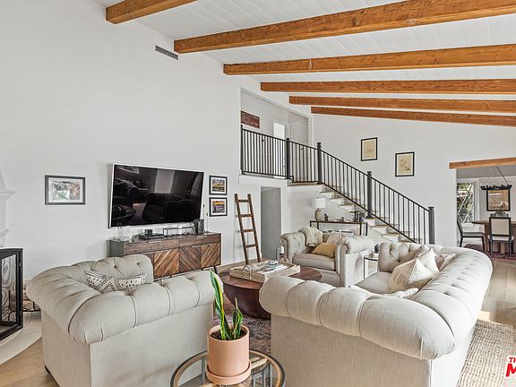 3rd image of 6485 San Marco Cir