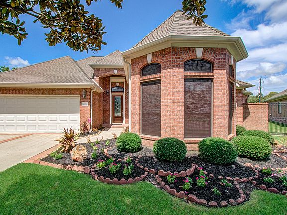 2nd image of 4806 Julia Ct