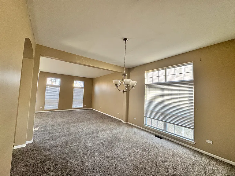 1339 Palisades Dr — Photo 7