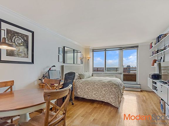 4th image of 4-74 48th Ave APT 37H