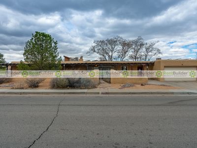 1301 Alvarado Dr NE, Albuquerque, NM, 87110