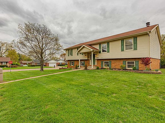 3rd image of 10422 Chippewa Dr