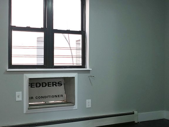 3rd image of 207 Schaefer St #2