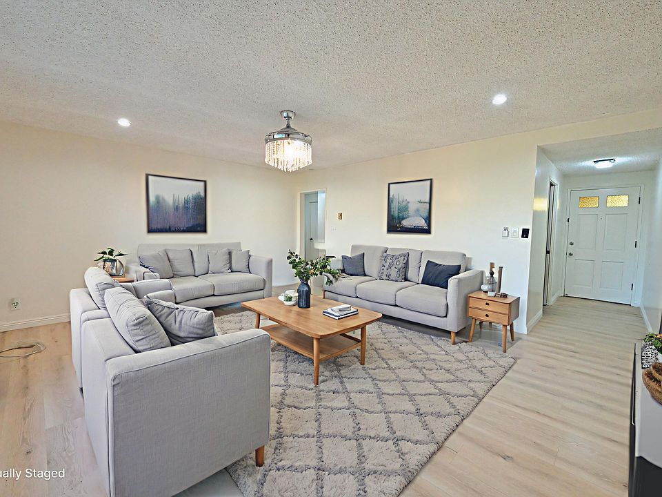 VIRTUALLY STAGED main living room!