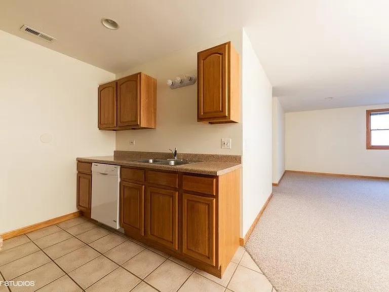 Kitchen/living area