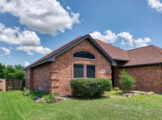 2720 Stephen Dr, Denton, TX 76207