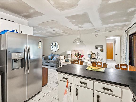 5th image of 3069 SW 45th Street