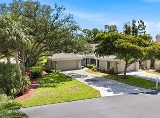21681 Sungate Ct, Estero, FL 33928