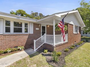 624 Jabbertown Rd, Southport, NC 28461