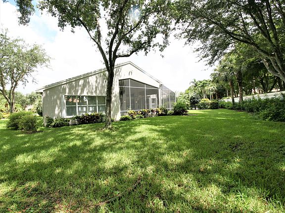2nd image of 7168 Francisco Bend Dr