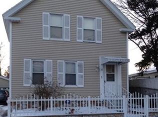 38 Brook St, Lawrence, MA 01841