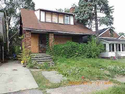 18111 Hickory