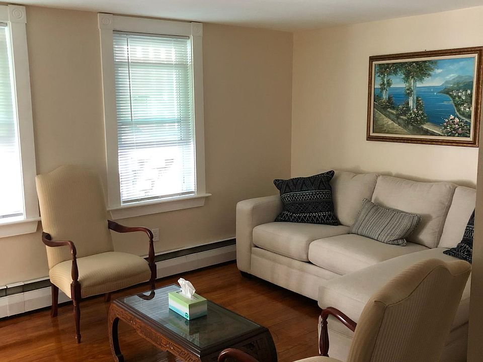 1st image of 217 N Franklin St APT 3